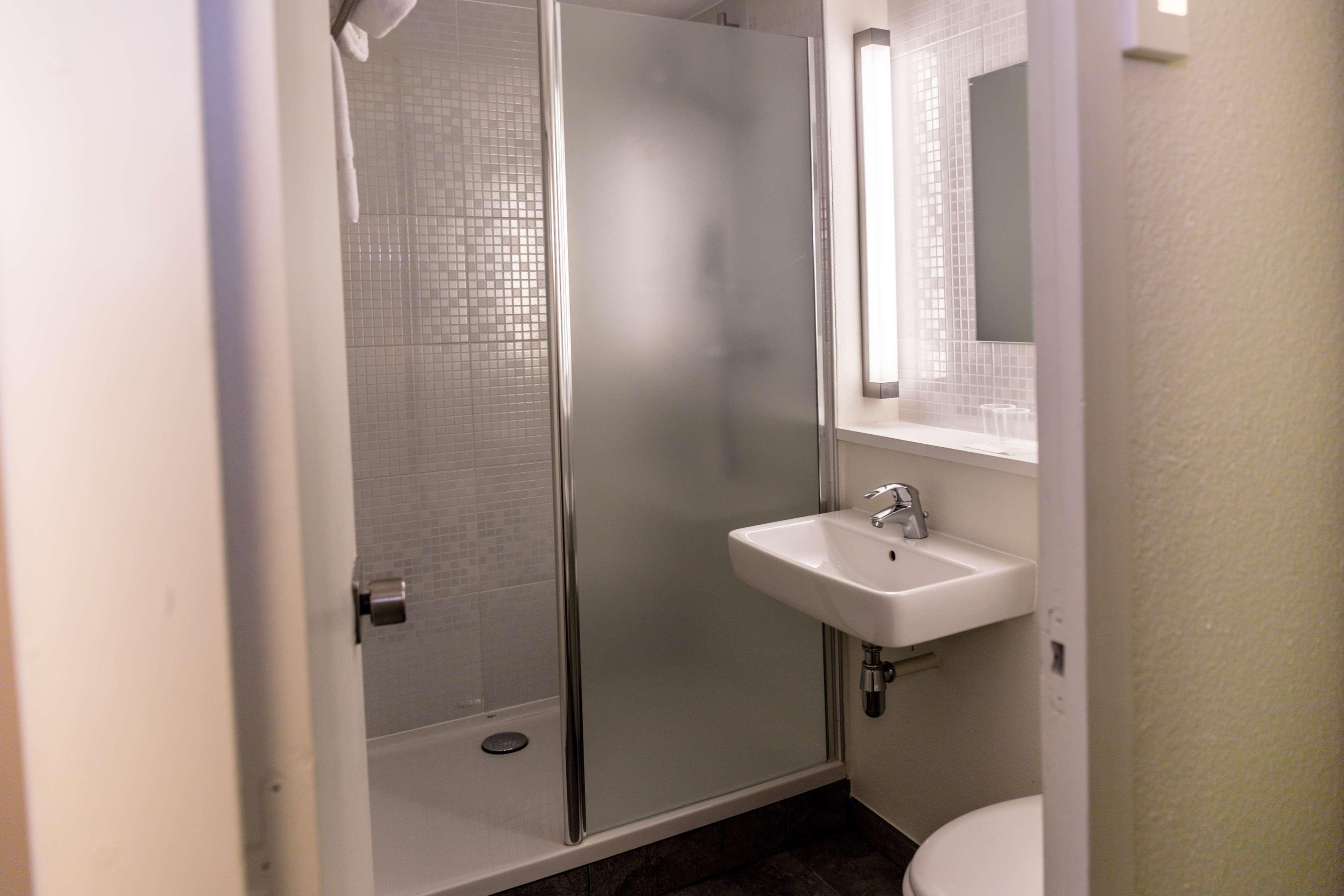 Hotel Inn Design Laval Laval  Zewnętrze zdjęcie